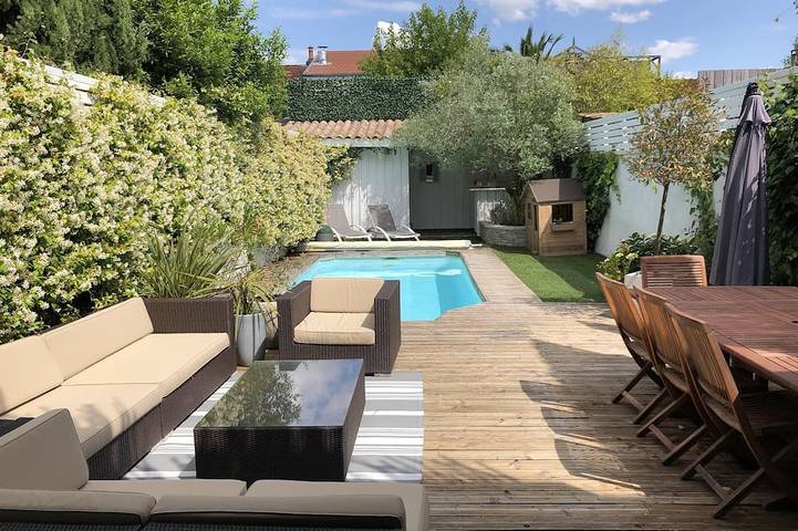 Ferienhaus für 10 Personen, mit Balkon und Garten