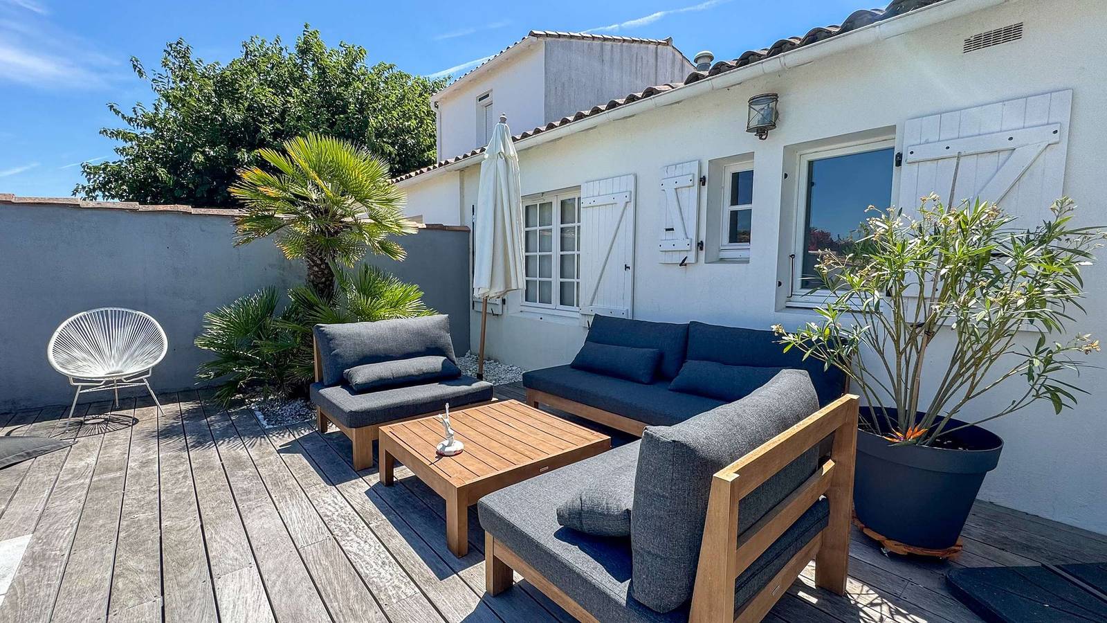 Apartamento vacacional entero, Villa Coco with private pool in the village center in La Couarde-sur-Mer, Isla de Ré