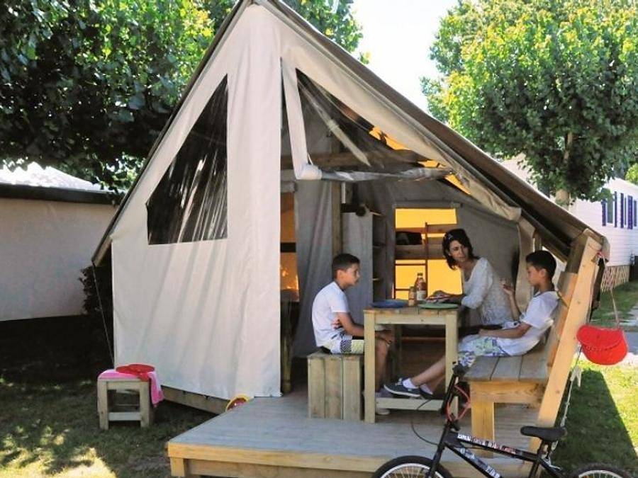 Camping Les Pirons  - Bungalowzelt 4 personen - Zeltbungalow Junior 4 Personen 2 Zimmer 17m² - ohne Sanitäranlagen in Château-d'Olonne, Les Sables-d'Olonne