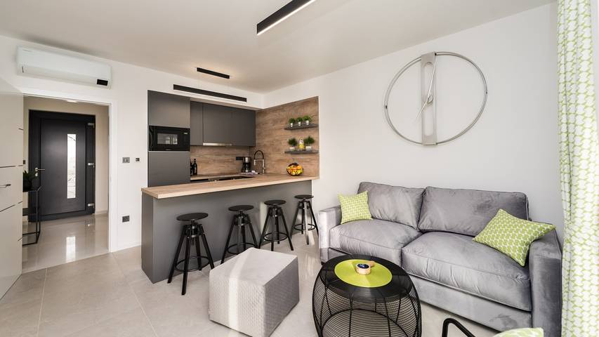 Villa für 8 Personen, mit Garten und Pool in Novalja - 3