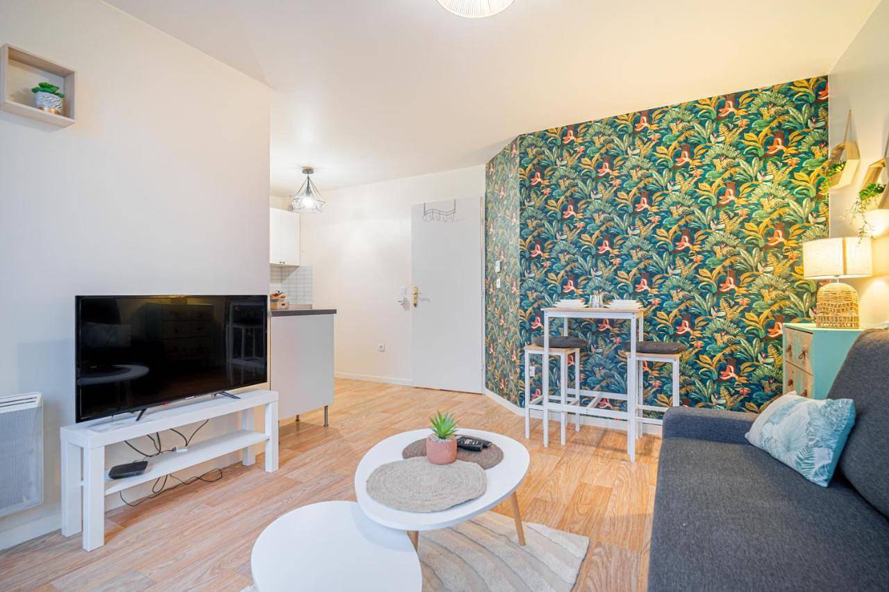 Appartement entier, One-Bedroom Apartment in Taverny (Val-d'Oise), Val-d'Oise
