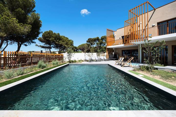 Appartement de vacances pour 8 personnes, avec sauna et piscine, animaux acceptés à Sausset-les-Pins