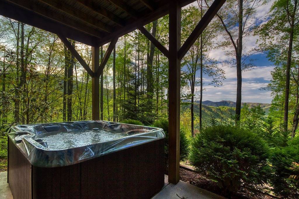Patriot's Point Secluded Vacation escape in Fontana Lake