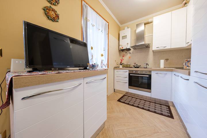 Hel lejlighed, Apartment 'Domenico' with Balcony, Wi-Fi and Air Conditioning in Messina, Messina Provinsen