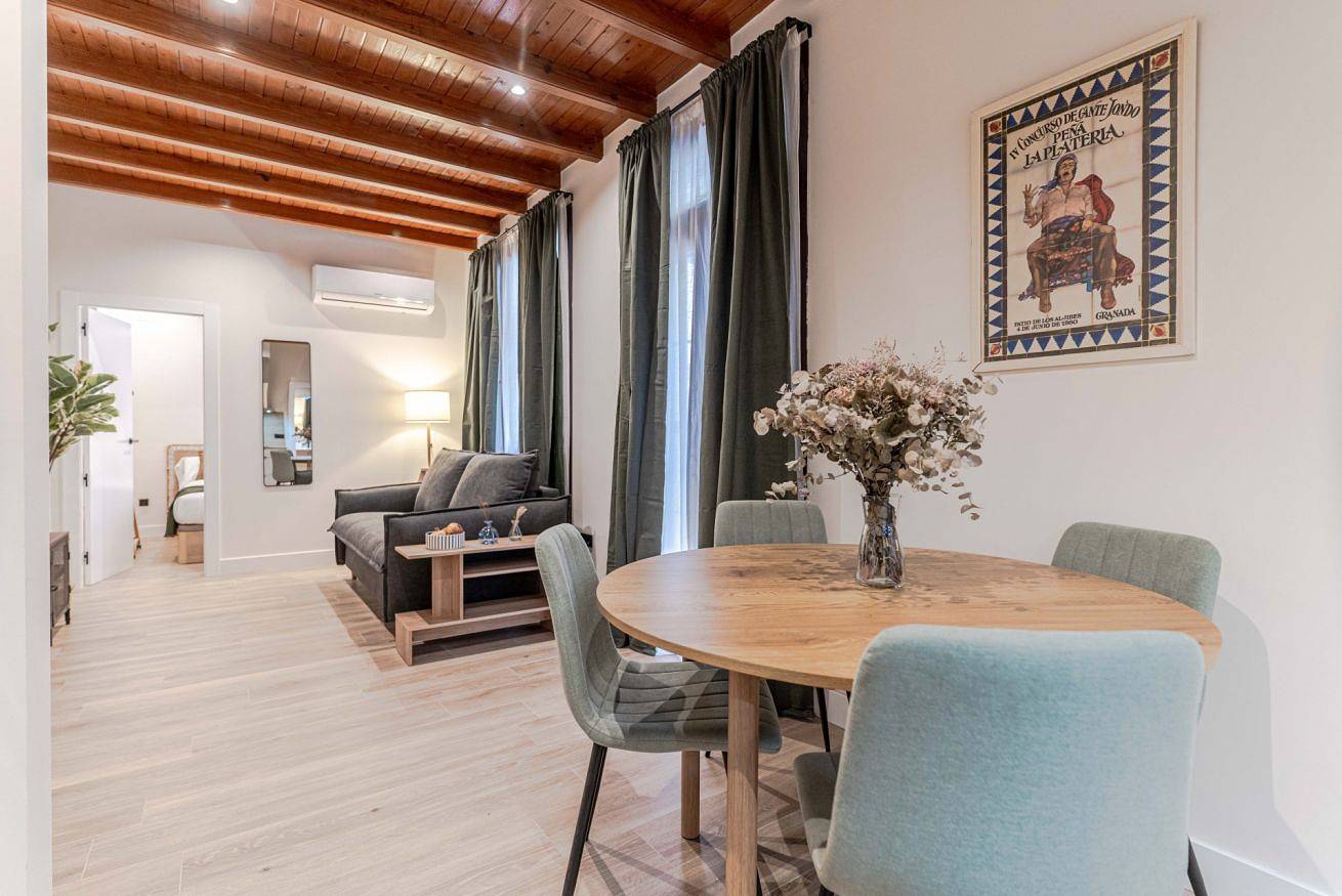 Suite Alhambra · Modern with private patio, foto 11