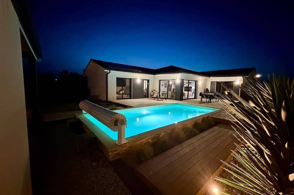 Villa confortable avec piscine, proche de toutes commodités. in Saint-Vincent-de-Paul, Région de Dax