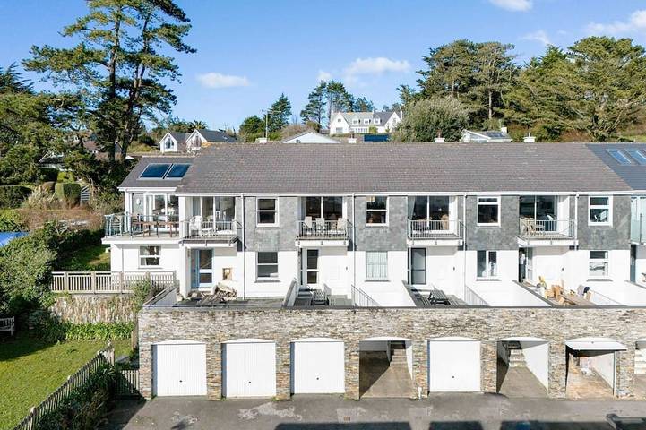 Cottage for 6 people, with garden in Rock