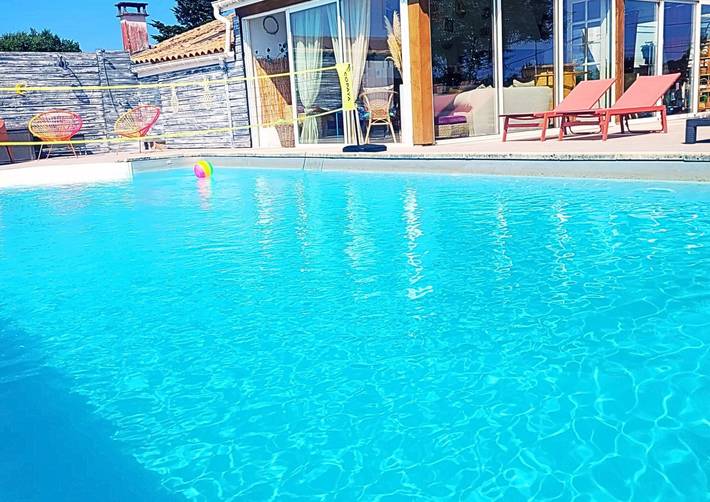 Chambre d’hôte pour 2 personnes, avec piscine ainsi que jacuzzi et jardin en Gironde - 2