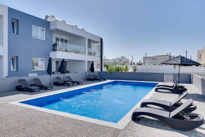 Appartement de vacances pour 5 personnes, avec Balcon ainsi que Piscine et Vue