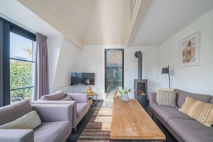 Ferienhaus für 6 Personen, mit Balkon/Terrasse und Terrasse sowie Sauna in Schoorl - 2