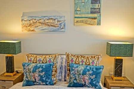 Entire apartment, Apartment with Lake View in Swansea, Swansea region