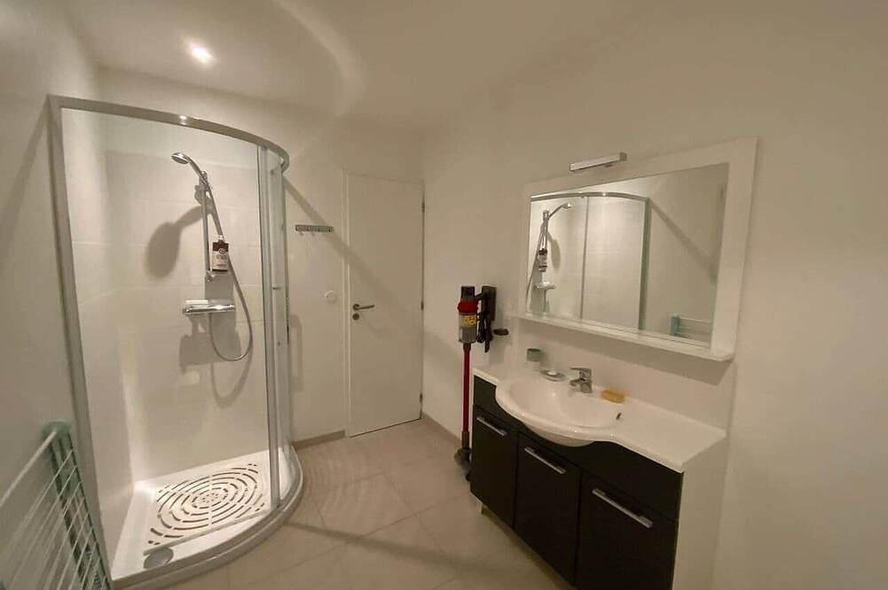 ★ House 49m2 ★ Pessac ★  Netflix ★ Bus ★ Train in Pessac, Bordeaux region