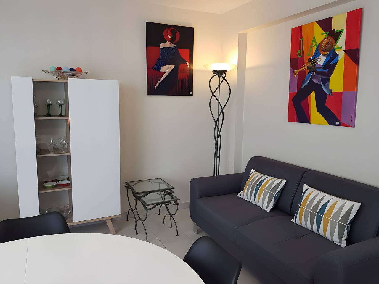 Entire apartment, Apartment in the 'La Montagne' Residence 300 m from the Beach with Sea View in Audierne, Côte de Cornouaille