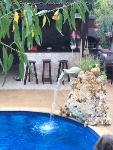 Location de vacances pour 6 personnes, avec vue ainsi que piscine et terrasse à Condat-sur-Vézère - 2