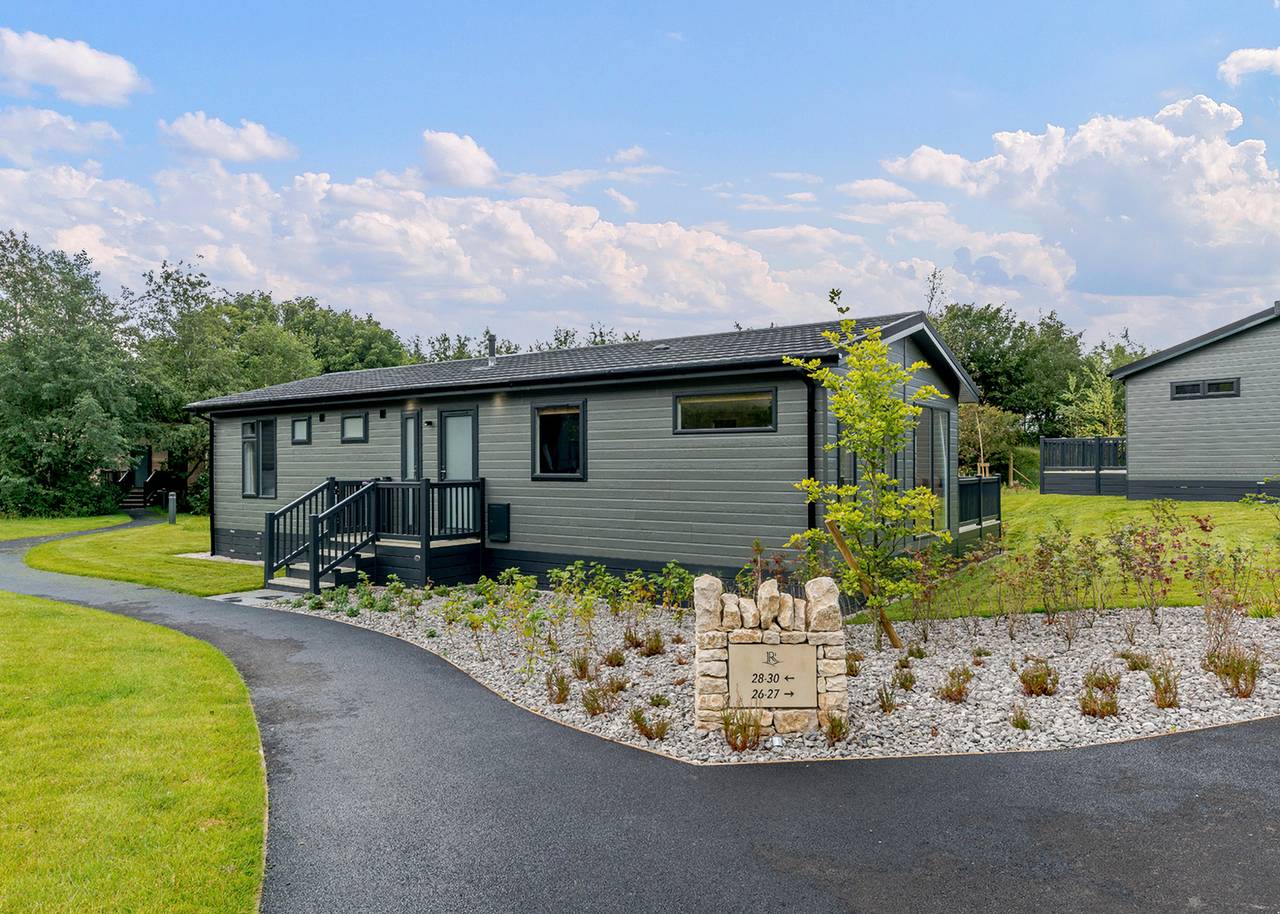 Hulme End Lodge in Eaton and Alsop, Derbyshire