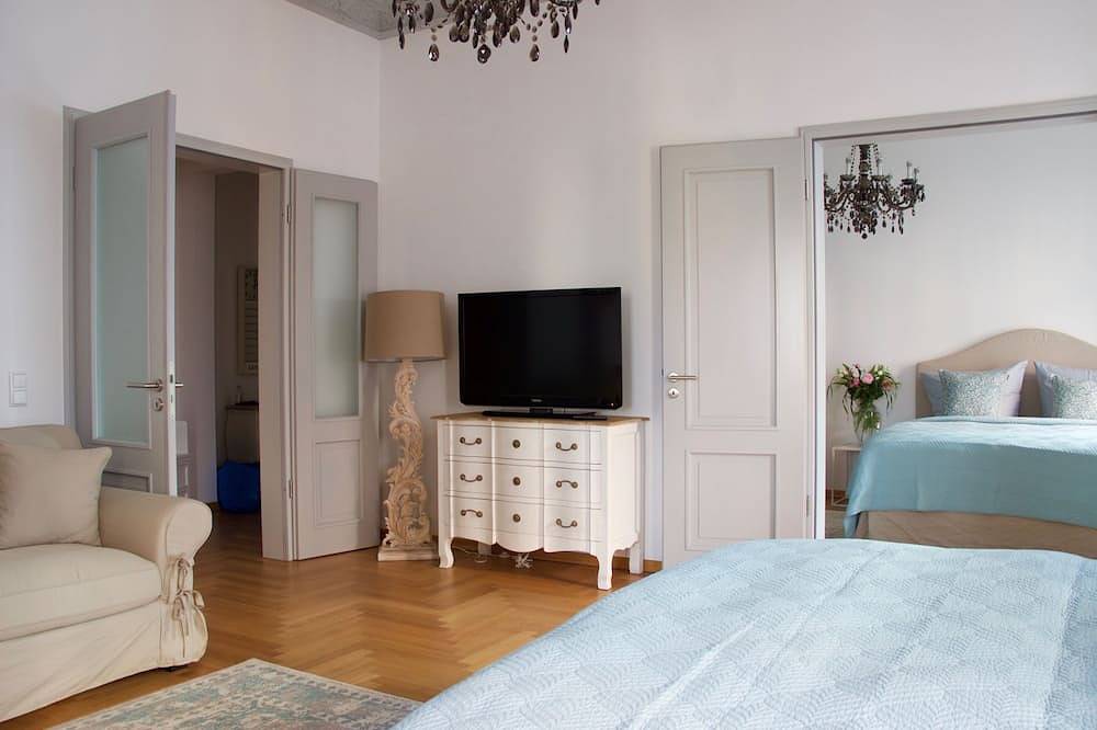 Apartamento entero, Apartamento-De Lujo-Baño privado externo-Pfaffendorfer Str. 1 in Leipzig Mitte, Leipzig