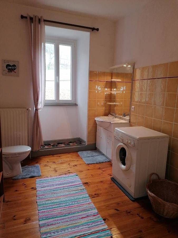 Holiday Home (4 Adults) in Marcols-les-Eaux, Parc naturel régional des Monts d'Ardèche