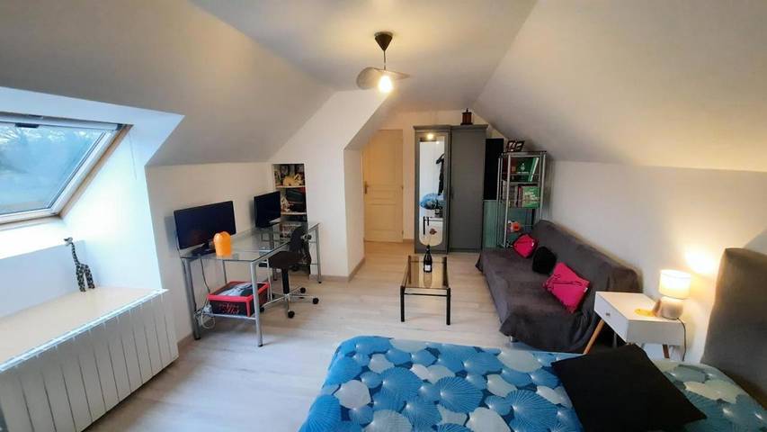 Gîte pour 2 personnes, avec vue ainsi que terrasse et jardin à Moncé-en-Belin