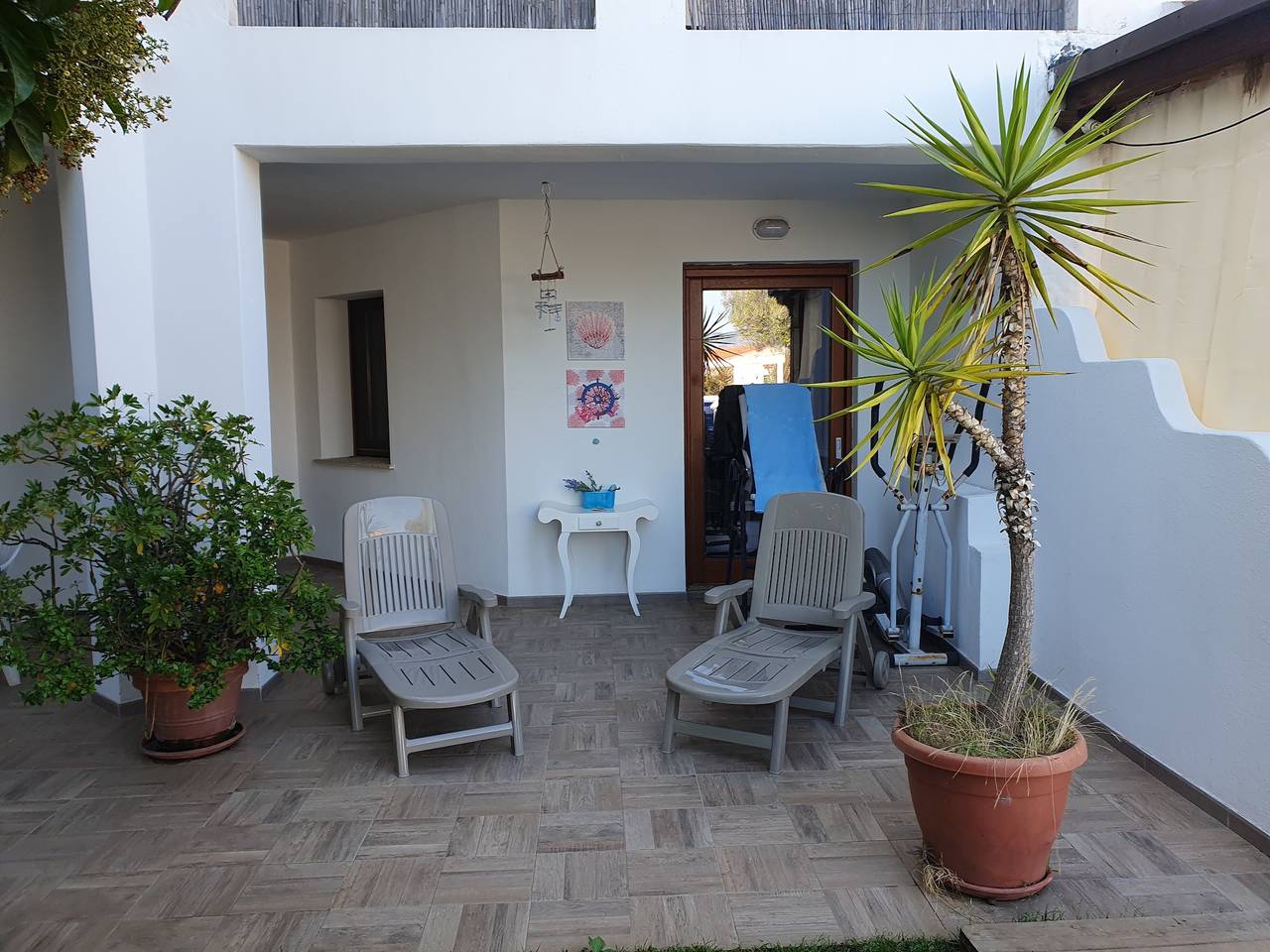 Villa 'In Riva al Mare' con idromassaggio e Wi-Fi in La Conia, Arzachena