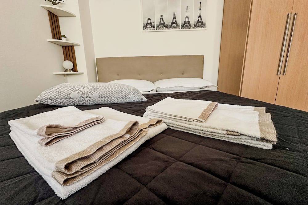 Entire apartment, Modern Studio Lingotto Historic District in Turin, Turin Province