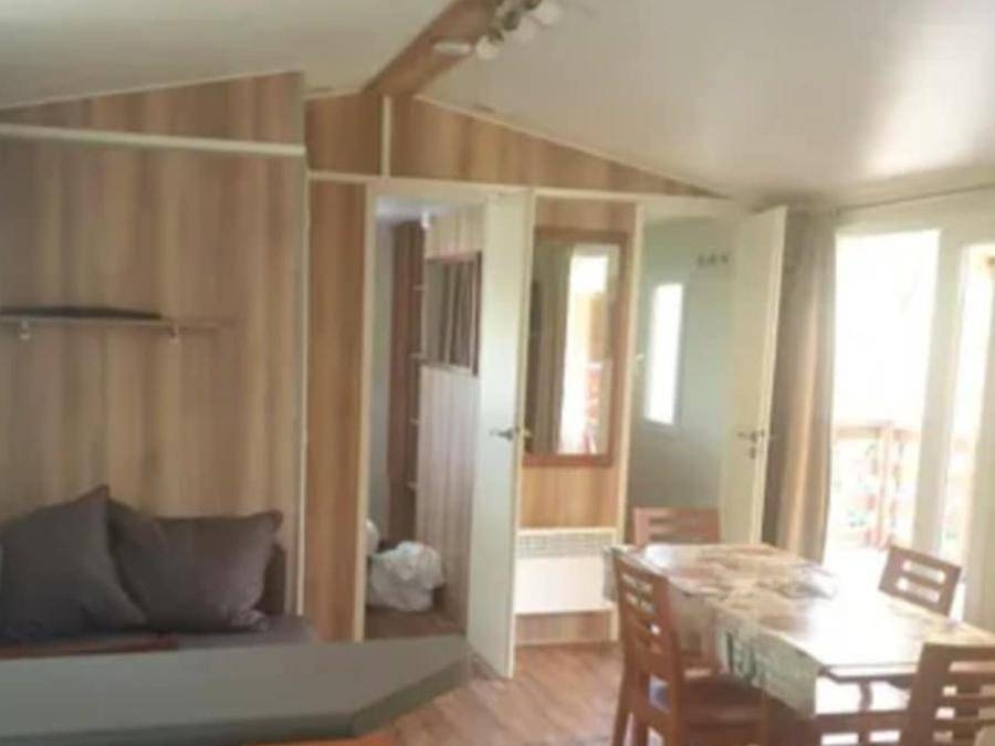 Camping La Garenne - Mobilheim 4 personen - 05 Résidence le framboisier 32M2, überdachte Terrasse, Fernseher + Geschirrspüler 1/4 Pers. in Peyrignac, Périgord Noir