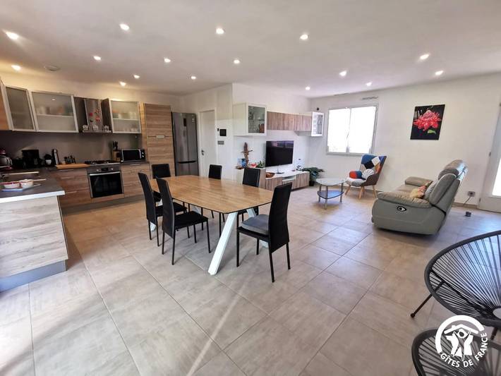 Gîte pour 4 personnes, avec jacuzzi et terrasse à Bosc - 3