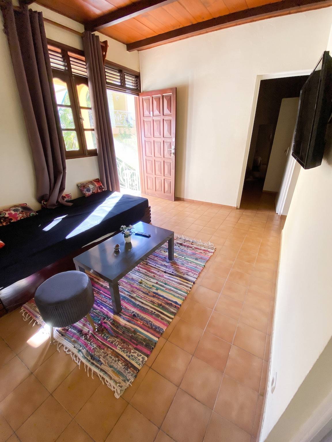 Apartamento entero, Apartamento luminoso en Pointe-Noire 36 m² con piscina compartida in Pointe-Noire, Guadalupe