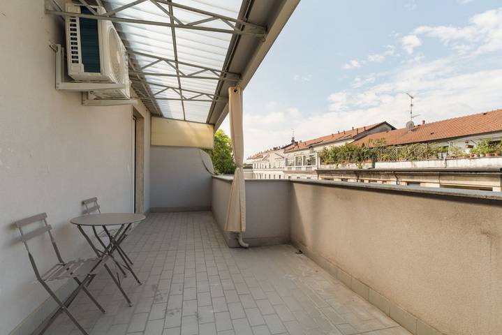 Ganze Wohnung, Ferienwohnung für 4 Personen mit Balkon/Terrasse in Mailand, Mailand Provinz