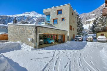 Villa for 12 Guests in Samedan, Grisons, Picture 1