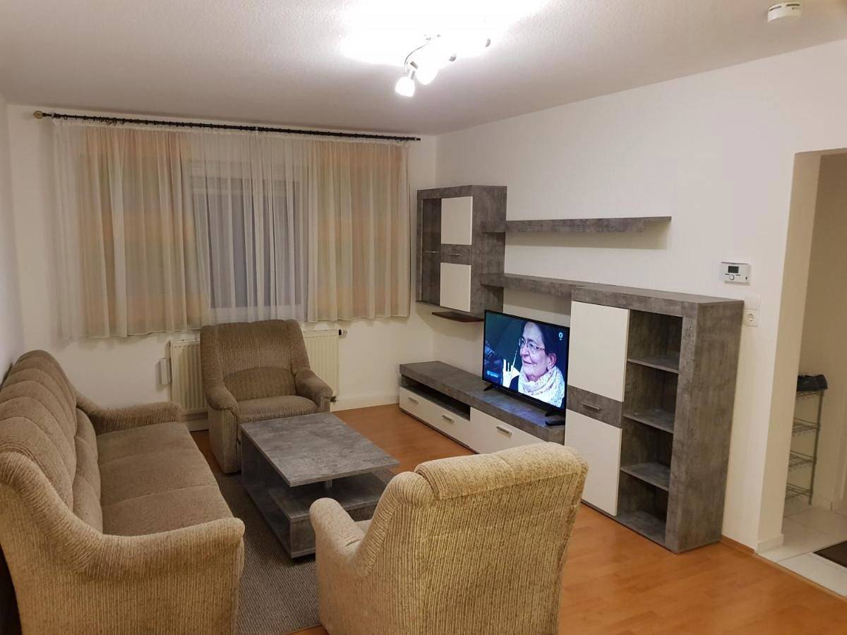 Ganze Wohnung, One-Bedroom Apartment in Bad Cannstatt, Stuttgart
