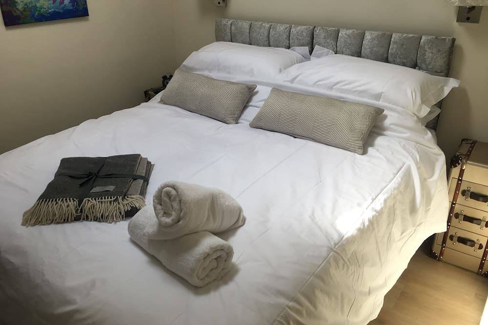 Appartement entier, Excellent emplacement, écurie récemment convertie, Elstar. in Yate, Gloucestershire du Sud