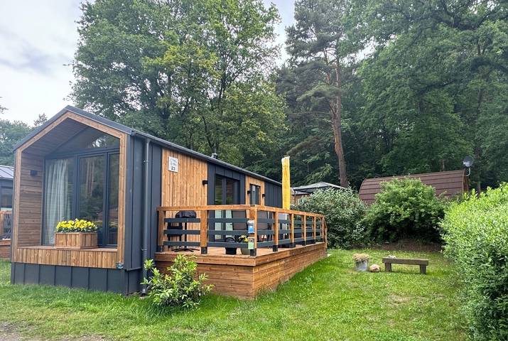 Ferienhaus für 4 Personen, mit Terrasse und Kinderpool in Stuer