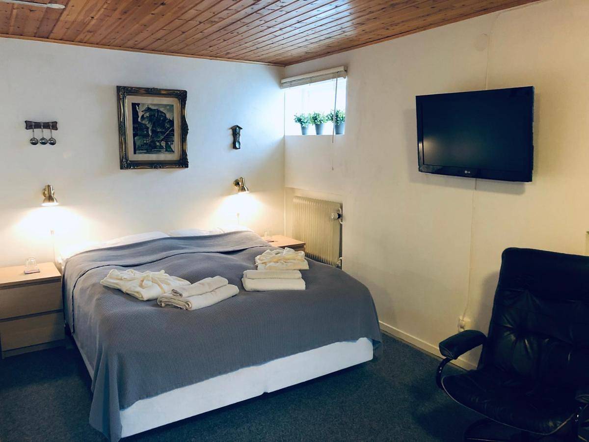 Appartement entier, Huddinge Studio with Private Entrance in Huddinge, Mer Baltique suédoise