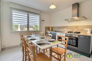 Gîte pour 5 personnes, avec balcon et jardin dans Kerhostin