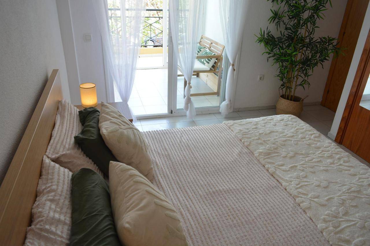 Appartement entier, The Teides Window swimming pool La Ventana Del Teide in Parque De La Reina, Arona