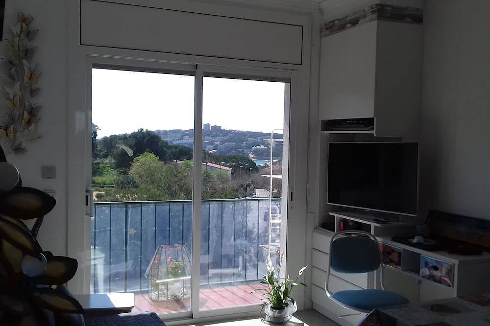 Entire apartment, Charmant Appartement à 5min à Pieds de la Plage de Sa Conca in S'Agaró, Platja d'Aro