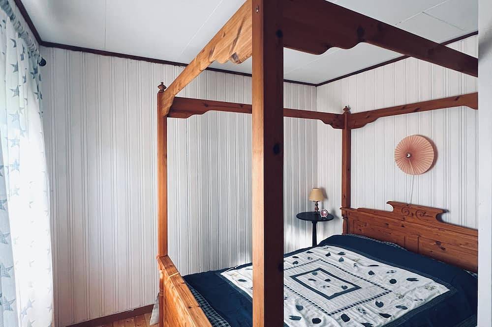 Remote & Charming Island Getaway in a Norwegian Cottage w/Boat & hidden Beaches in Gildeskål