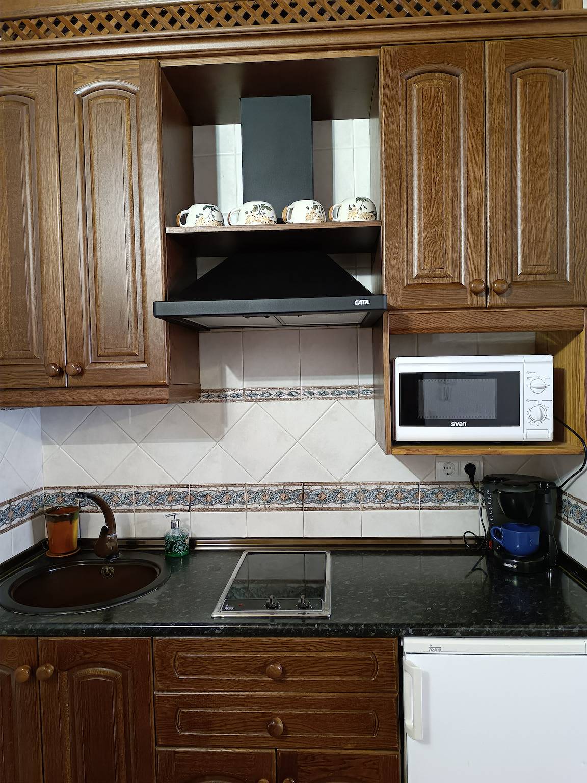 Entire apartment, Apartment 'Arriate' with Shared Terrace, Wi-Fi and Air Conditioning in Consuegra, Toledo Province