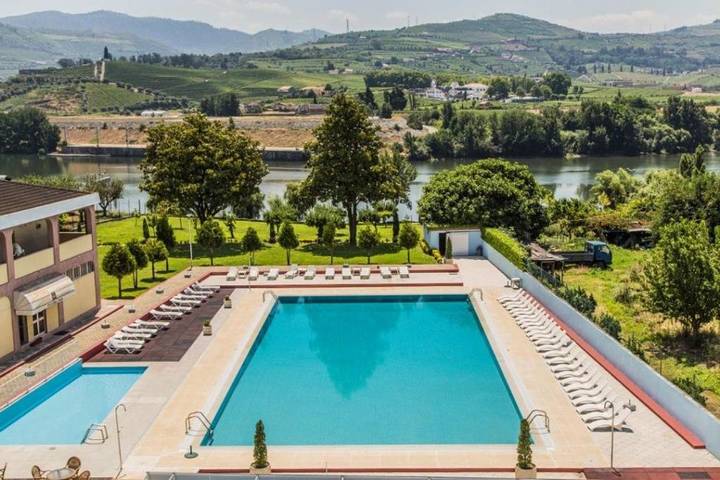 Apartamento para 2 personas, con jardín y piscina en Distrito de Vila Real