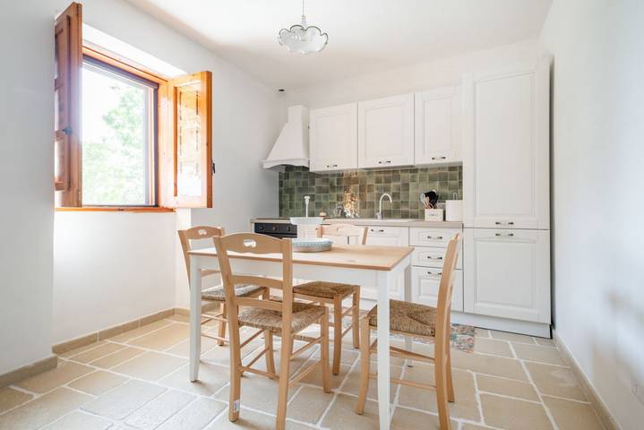 Appartement entier, Appartement de vacances pour 4 personnes avec jardin in Fasano, Salento