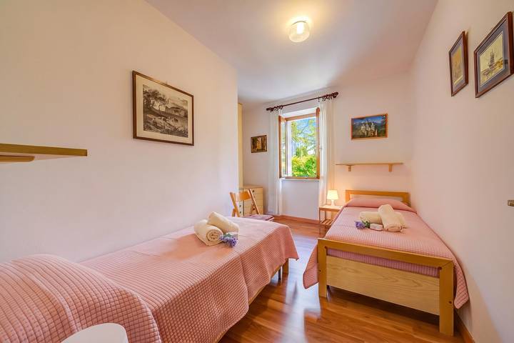 Apartamento entero, Appartamento Miorelli 2 - Apartment for 4 in Torbole, Nago-Torbole