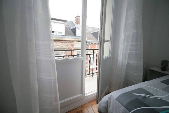 Appartement entier, Appartement Tout Confort pour 4 personnes in Saint-Quentin, Aisne