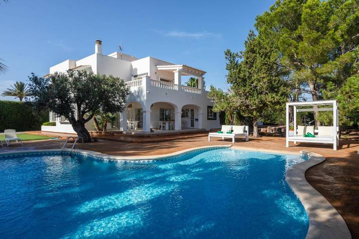 Casa rural para 12 personas, con Balcón y Terraza además de Jardín y Piscina en Sant Jordi de ses Salines