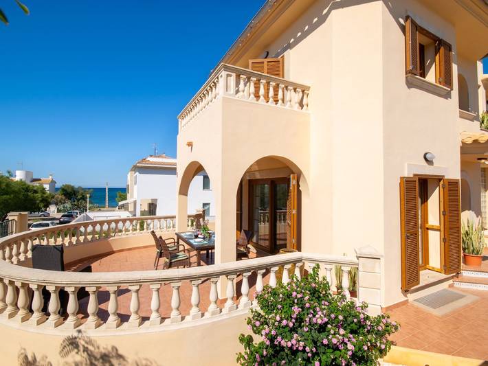 Bungalow für 7 Personen, mit Terrasse und Ausblick auf Mallorca