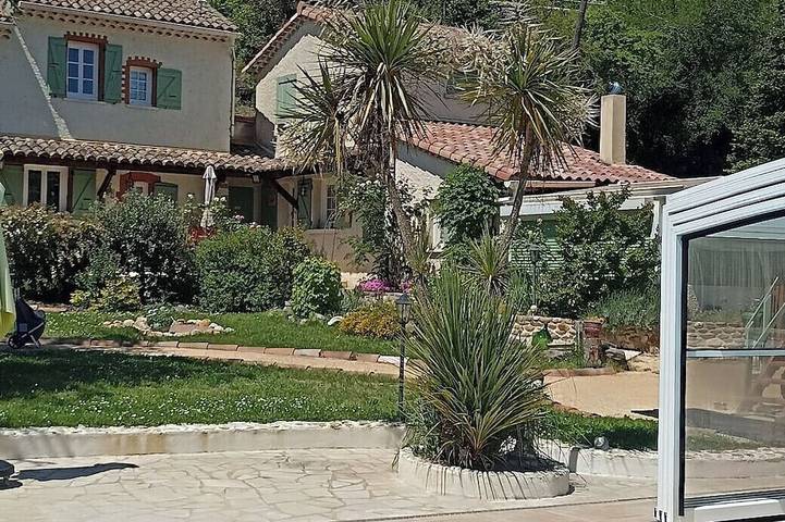 Maison de vacances pour 4 personnes, avec piscine et jardin - 1