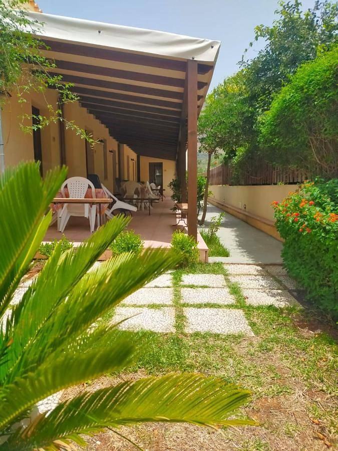 Ferienwohnung für 3 Personen, mit Garten