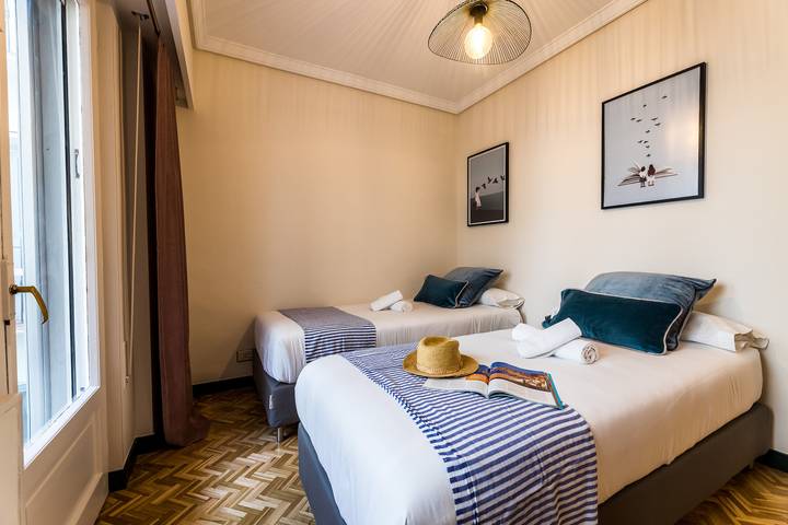 Apartamento entero, Zubieta Plaza Apartment in Kontxa hondartza - Playa de la Concha (San Sebastian), San Sebastián