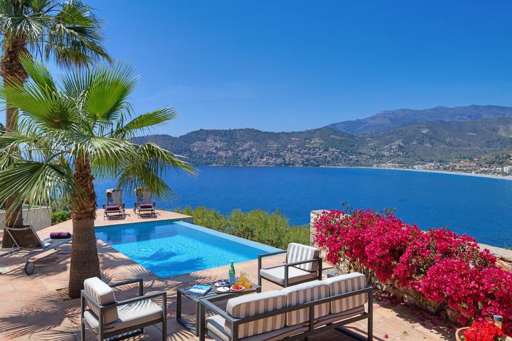 Villa pour 7 personnes, avec Balcon ainsi que Terrasse et Jardin à La Herradura