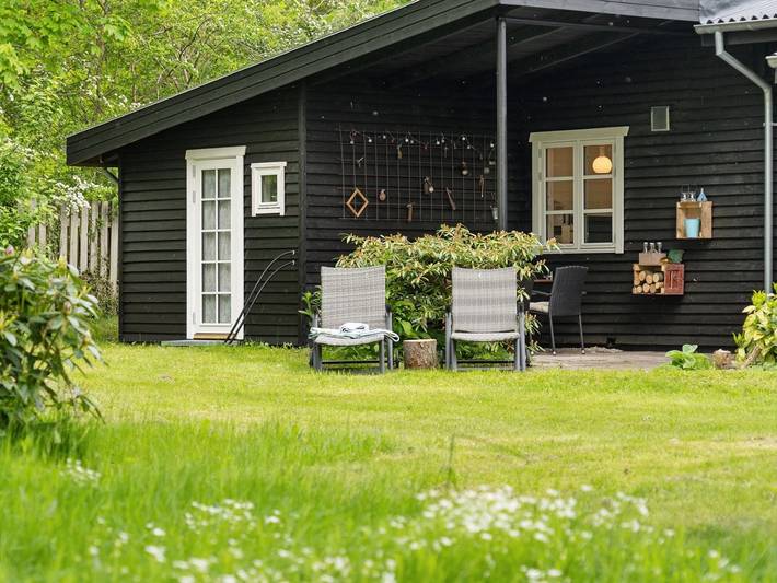 Ferienhaus für 6 Personen, mit Terrasse in Lyngsbæk Strand