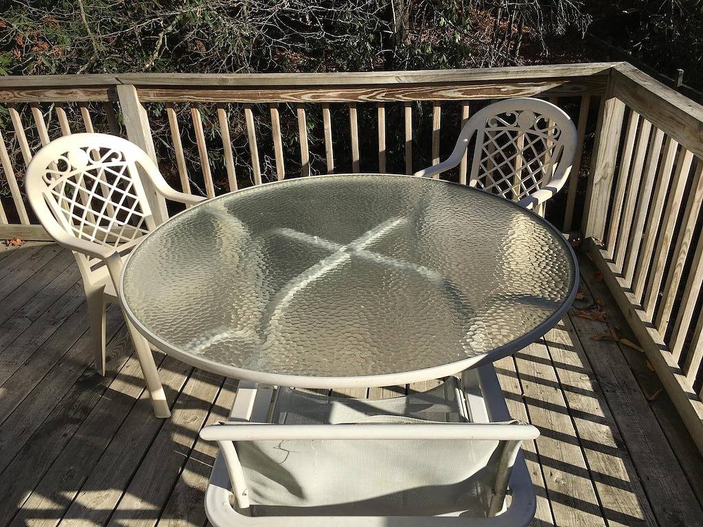 Stoney Fork Paradies auf dem Creek!- Eigene Hot Tub, Kamin, Romantisch, Kostenloses Wifi, Haustiere erlaubt in Blue Ridge Parkway, Buncombe County